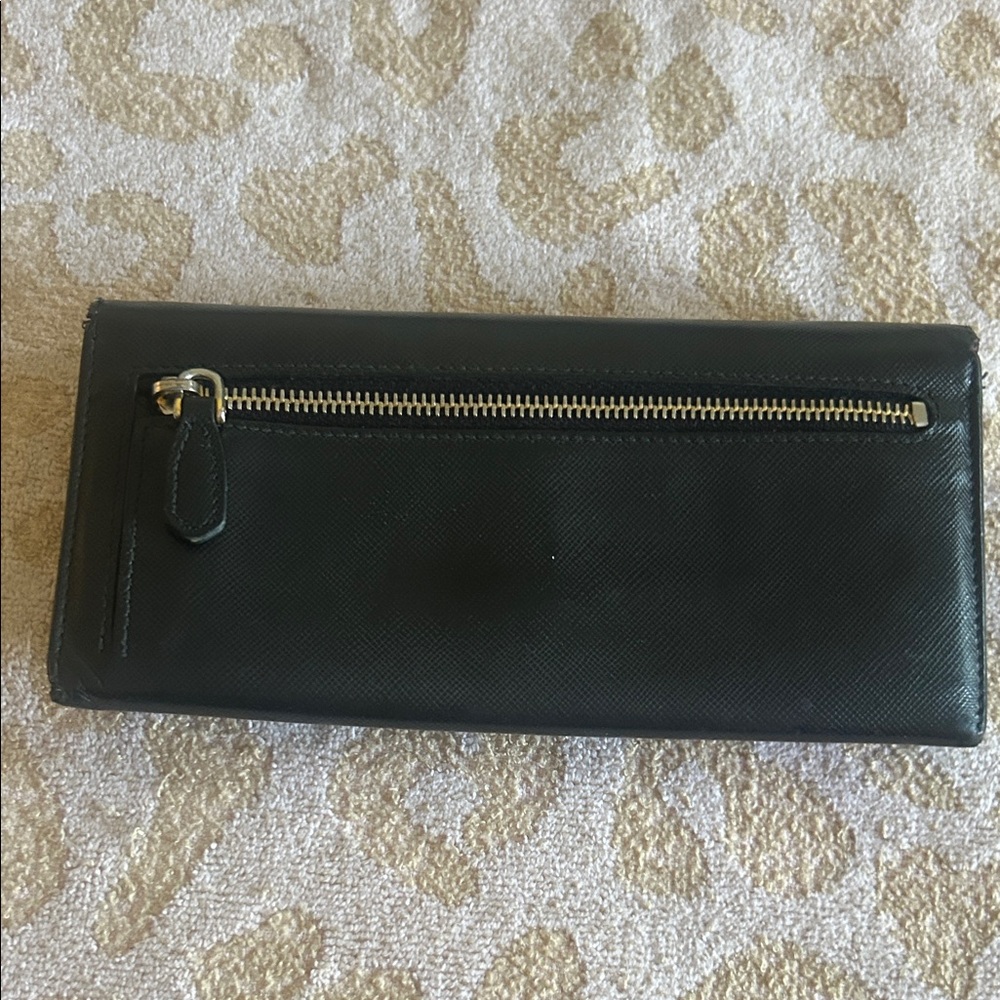 Pre-loved PRADA Black Saffiano leather fwallet with gold finish PRADA lettering - Picture 2 of 6